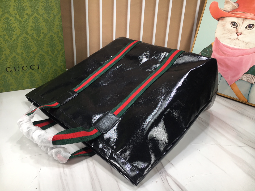 Gucci Shopping Bags